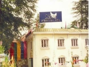 Moon International Hotel Shimla Exterior photo
